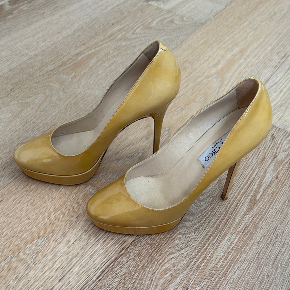 Jimmy Choo Cream Shoe Box